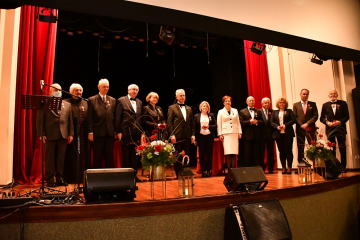 25-lecie nadania miechowskiej świątyni godności bazyliki i medale Komisji Edukacji Narodowej